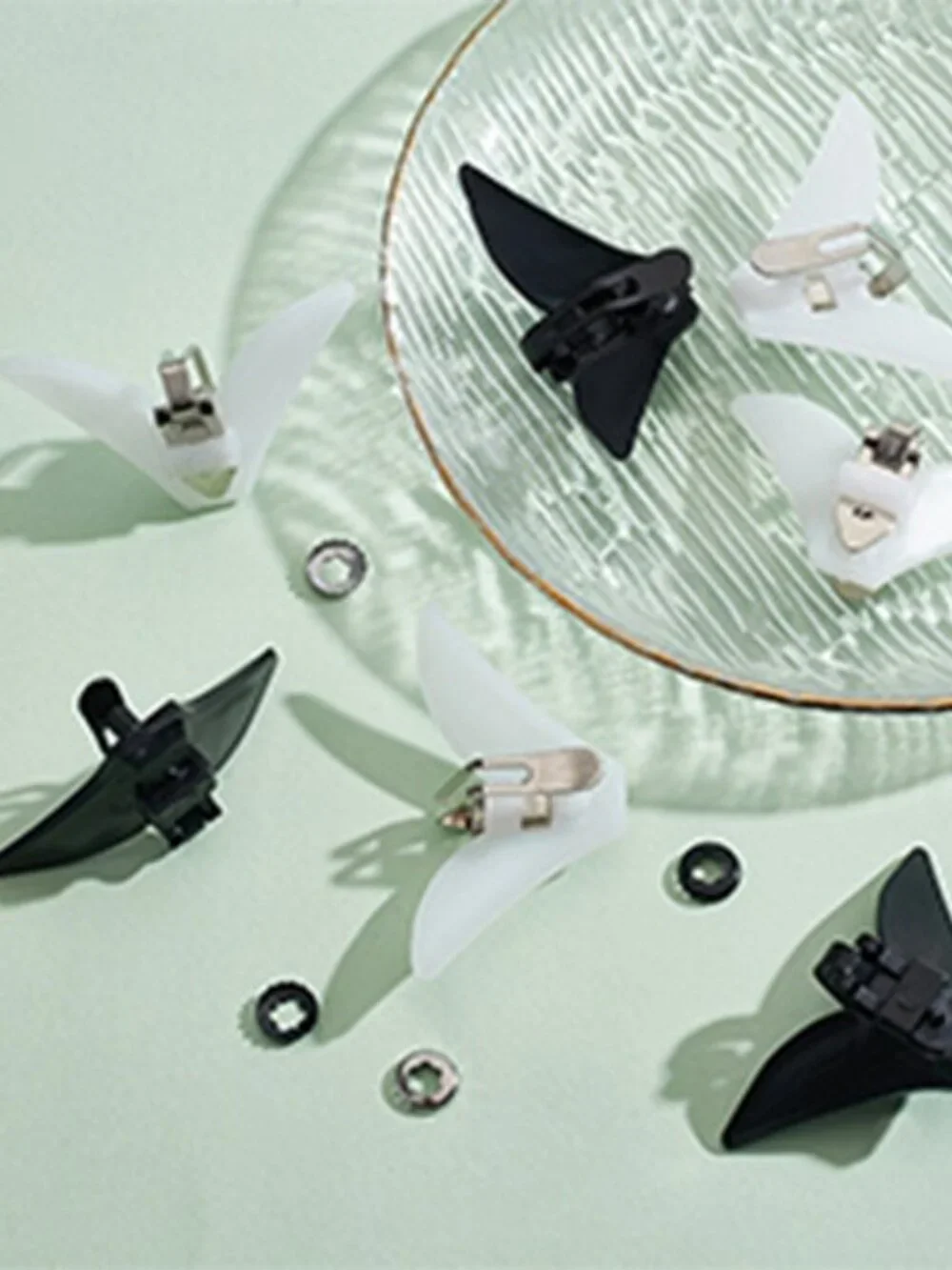 Bowtie/Tie Hardware Fastener Clips with Plastic Fixed Collar Clips | Black | Whi
